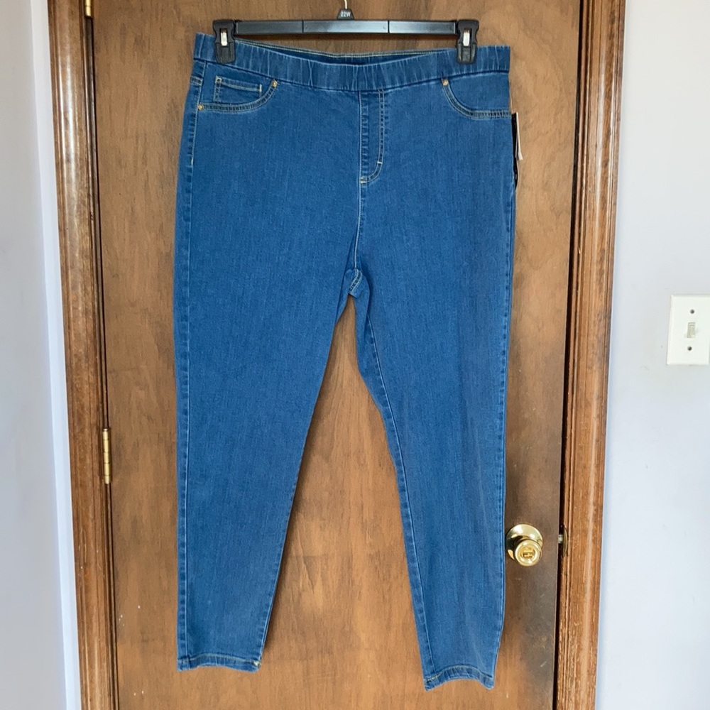 Architect pull on medium wash jean with stretch 1X - Picture 4 of 17